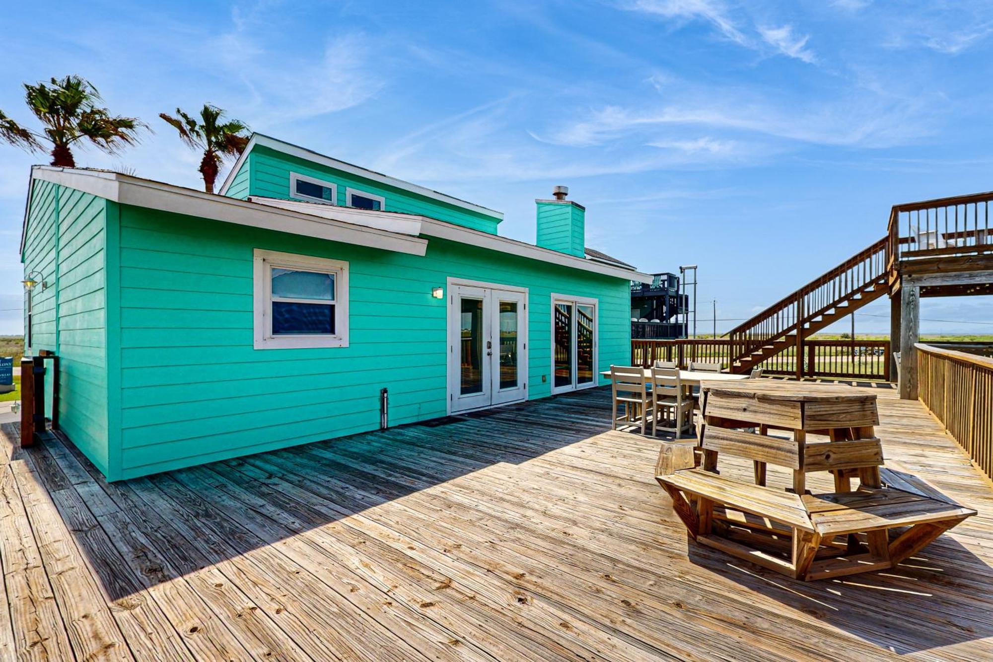 Lost Colony IV Port Aransas Room photo