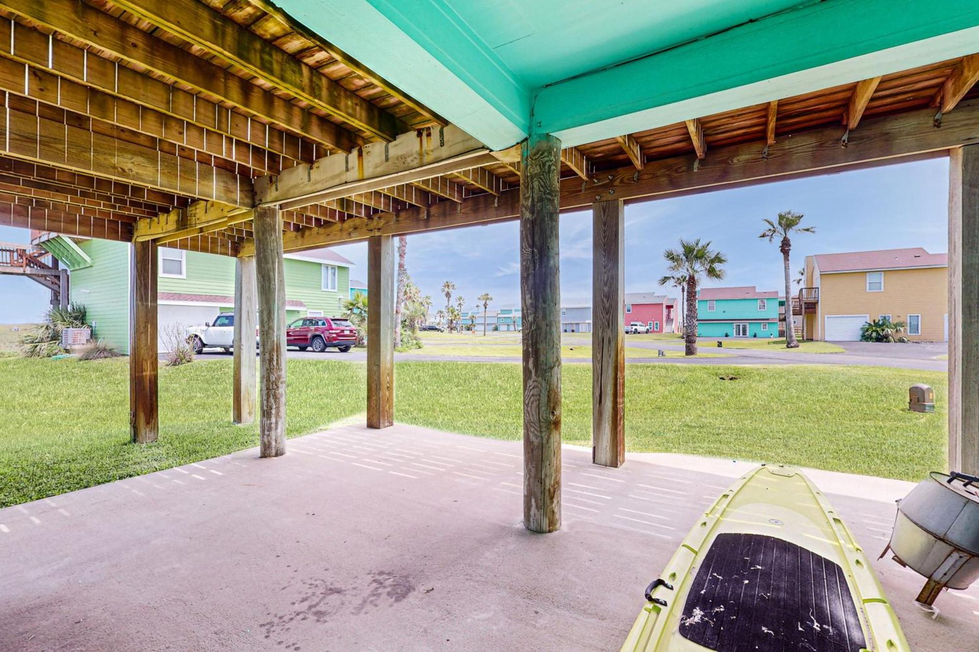 Lost Colony IV Port Aransas Room photo